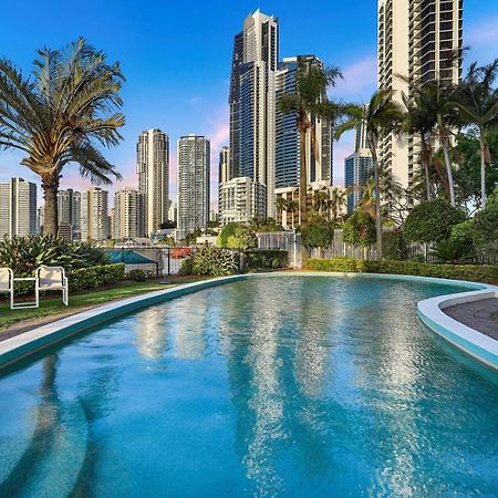 Amazing Water Views Surfers Paradise Gold Coast Bagian luar foto